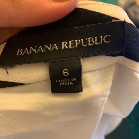 Banana Republic Black and White Striped Skirt - Picture 6 of 6